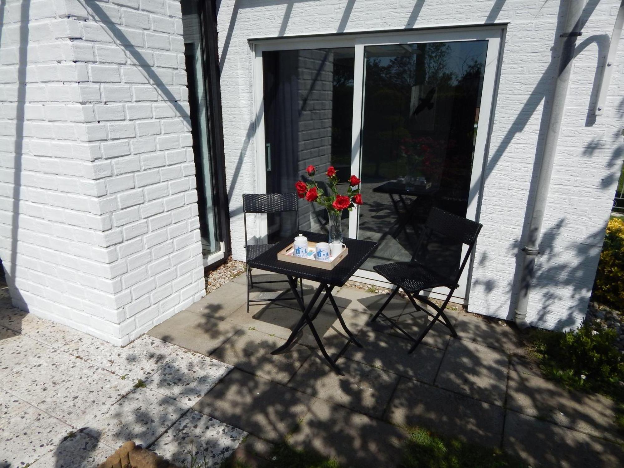Wunderschoenes-Freistehendes-Ferienhaus-An-Der-See-Sauna-Strand-Yachthafen-Wlan Bruinisse Buitenkant foto