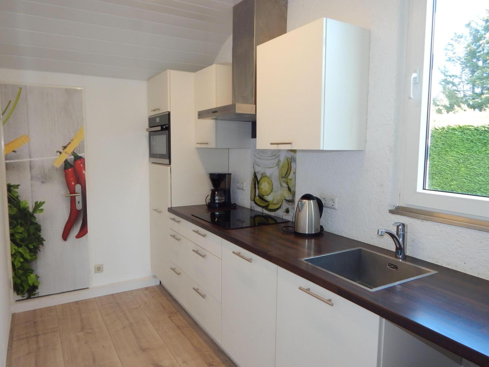 Wunderschoenes-Freistehendes-Ferienhaus-An-Der-See-Sauna-Strand-Yachthafen-Wlan Bruinisse Buitenkant foto